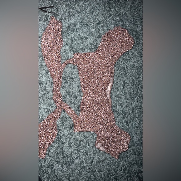 flared sleeves top with back tie - Picture 2 of 2